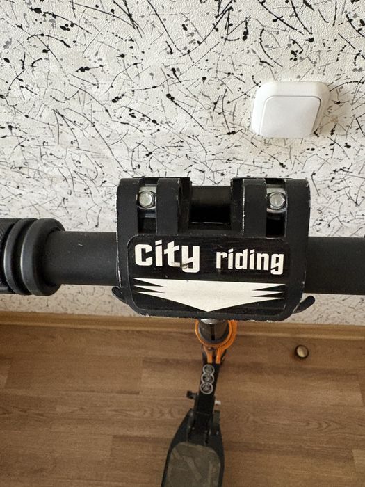 Продам детский самокат