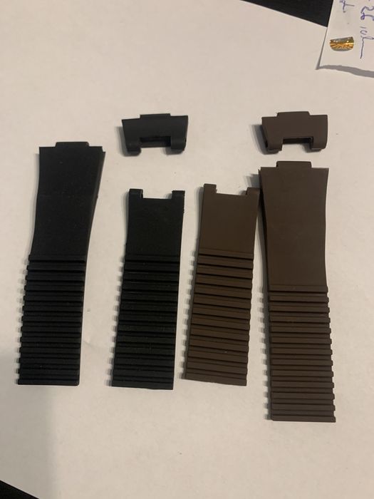 Curea silicon Ulysse Nardin