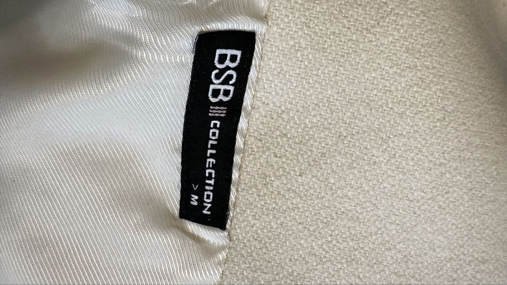 Palton alb sifefat din lana