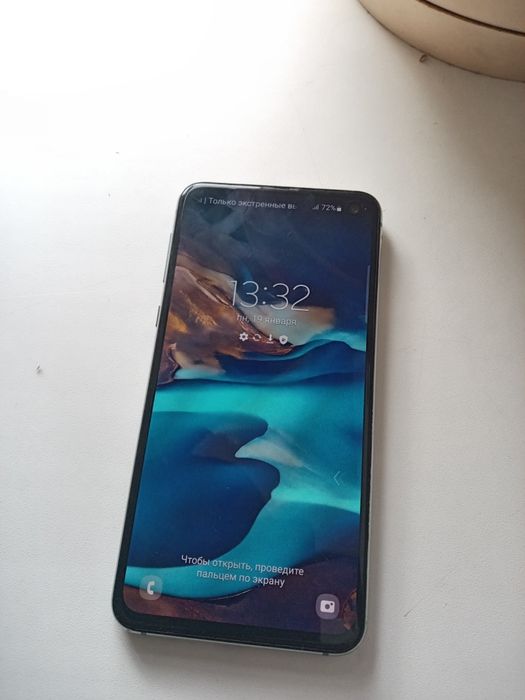 Samsung Galaxy S10 E