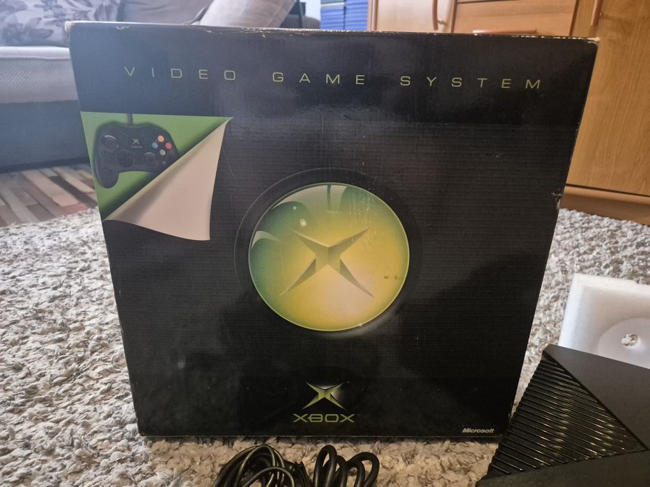 Xbox classic de colectie complet in cutia originală, 1 maneta, 1  joc cadou