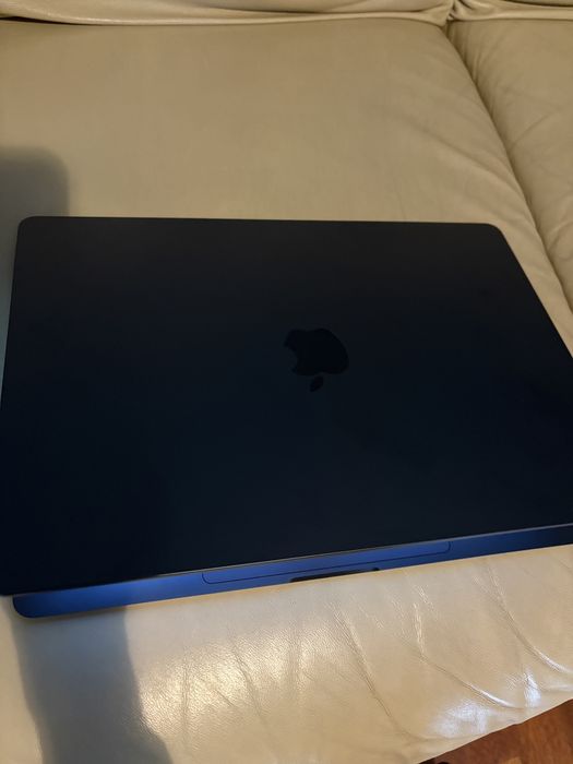 macbook air m2 15 second hand si noi de vanzare • Anunturi • OLX.ro