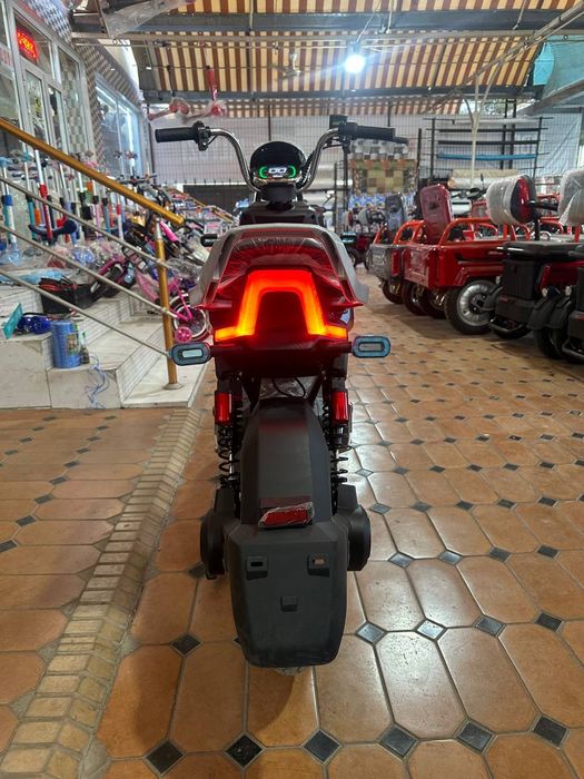 Elektro skuter dastafka bor