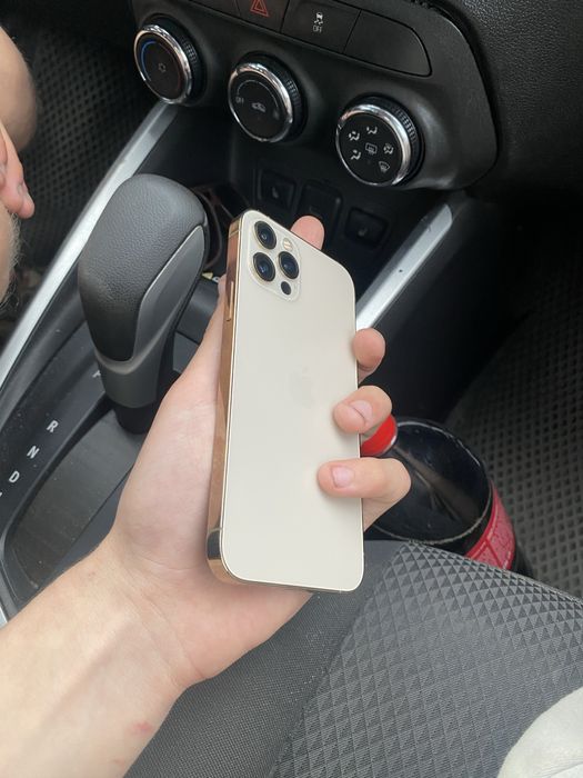 Айфон 12про 128Gb продам срочно