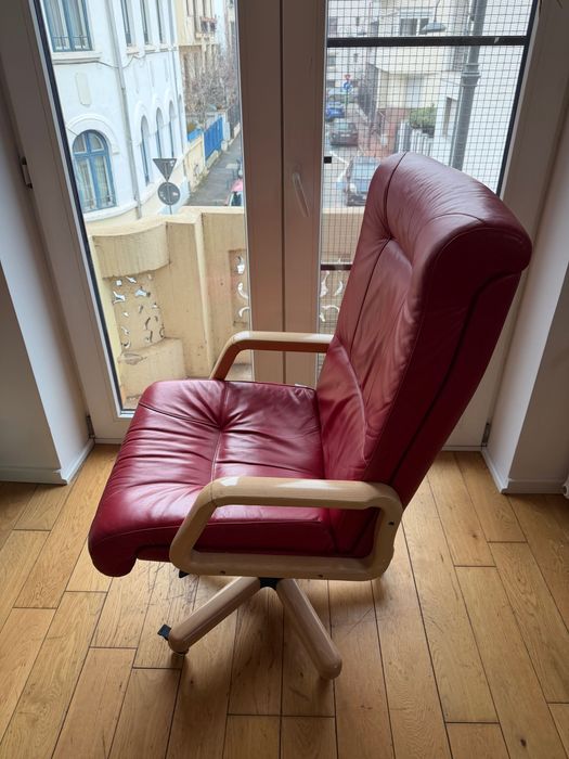 Mobexpert Scaun ergonomic “Sorescu” din piele