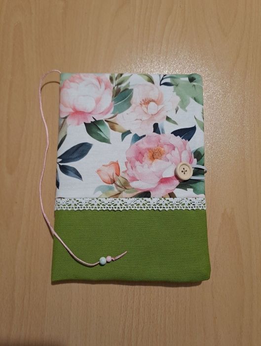 Текстилни калъфи за книги