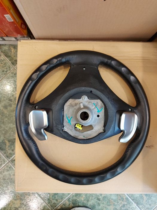 Volan BMW X5 e70 , X6 e71 originale cu padele M PACHET
