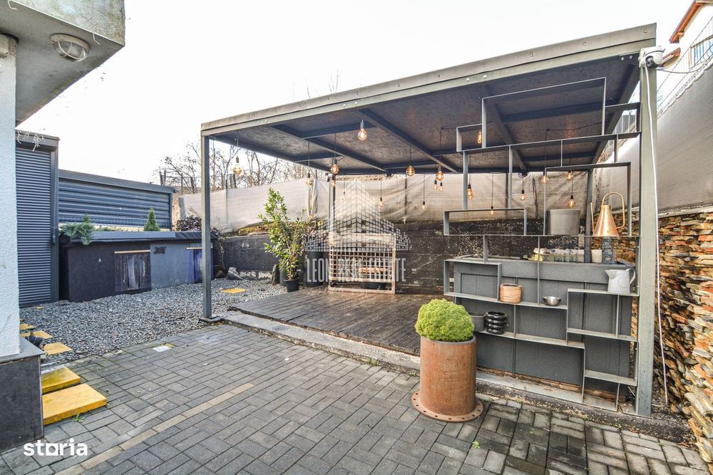 Apartament 3 camere in imobil tip vila, cu curte privata, Cluj-Napoca