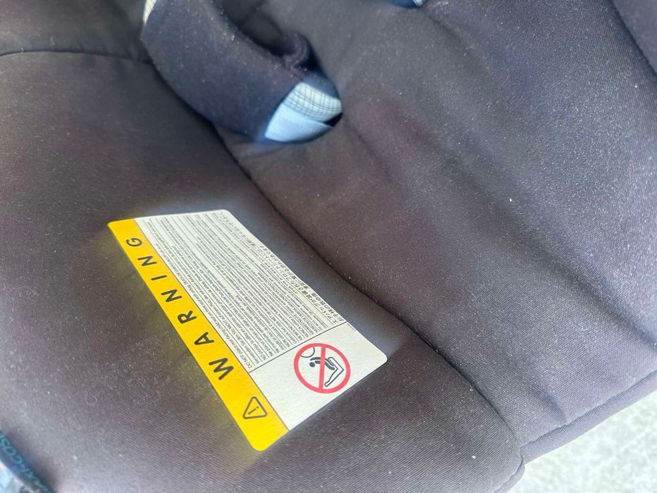 Maxi Cosi бебешки стол за кола от 0 до 18месеца -Цена: 40 лева?