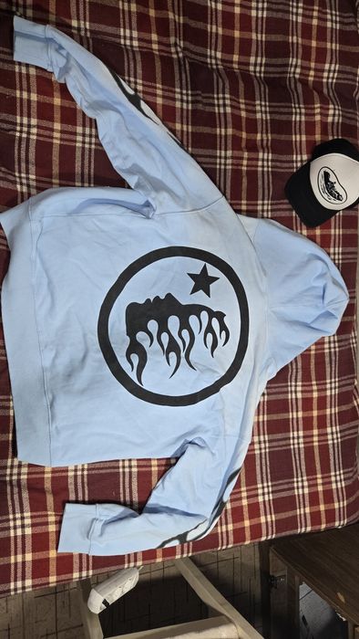 Продам новую кофту Hellstar