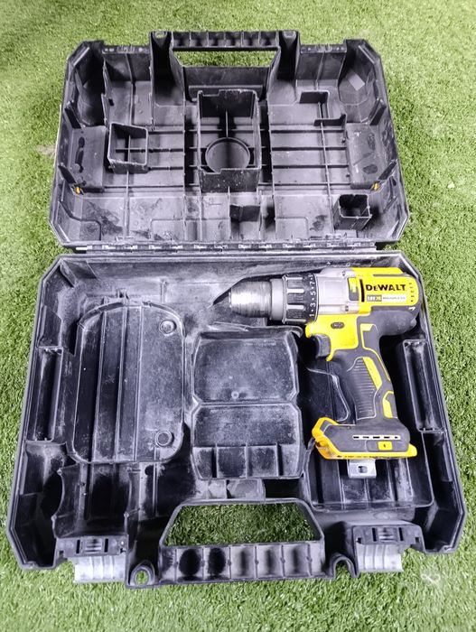 Шуруповёрт DeWalt 996