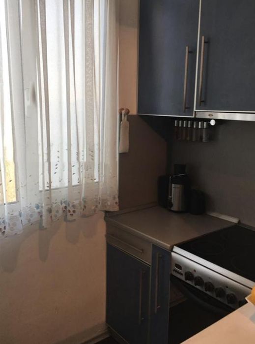 Дава се под наем Двустаен апартамент в Пловдив, Кършияка - 70 кв.м за 425 € - Снимка #2