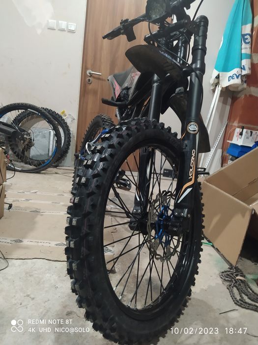 Спици  за електрически велосипеди всякакви размери  ( по поръчка ).