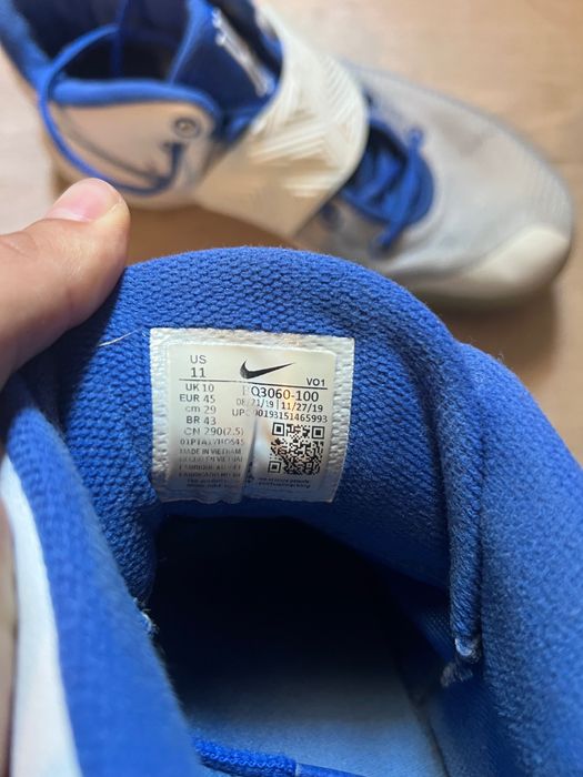 Kyrie Irving кецове