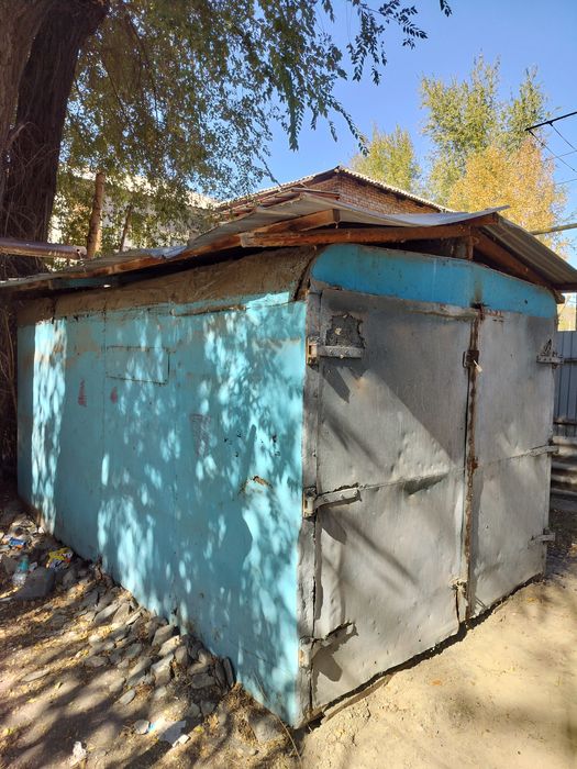 Продам железный гараж