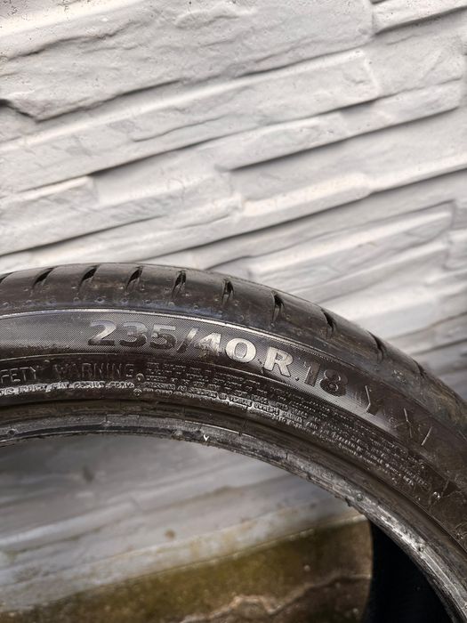 Cauciucuri Continental 235/40 R18