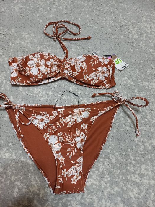 Costum baie damă  nou
