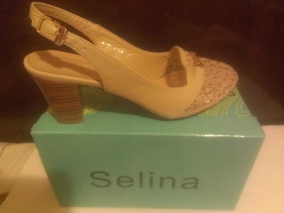 босоножки праздничные