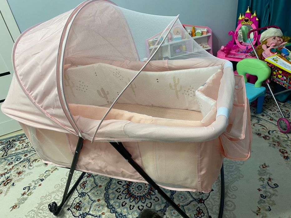 Манеж десткий