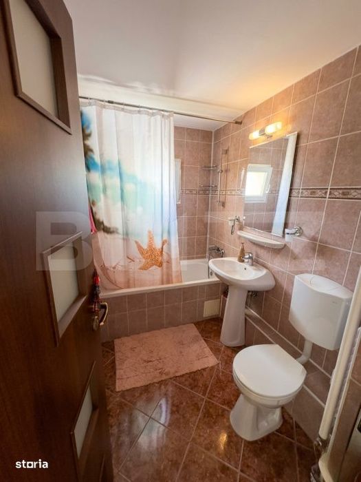 Apartament cu 3 camere de inchiriat | Plopilor | Parcare