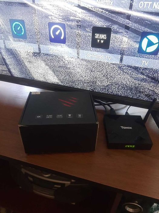 TANIX TX6 4/32 тв бокс