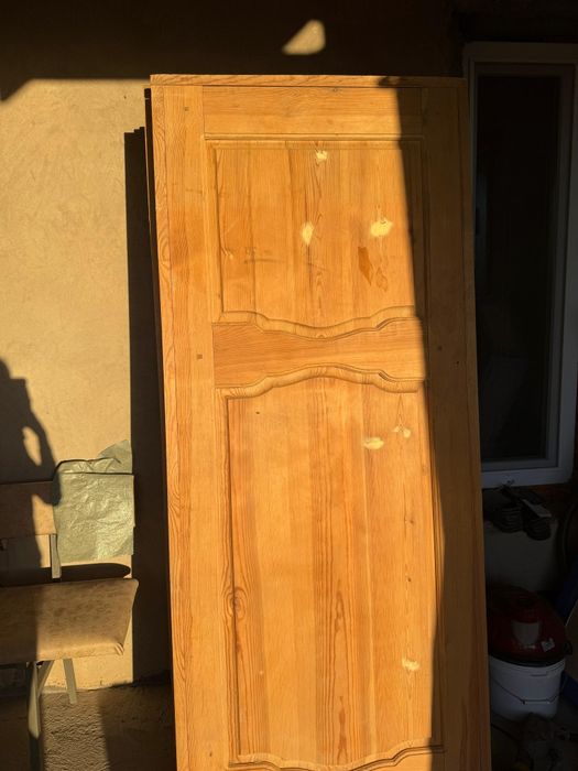 Деревянные двери