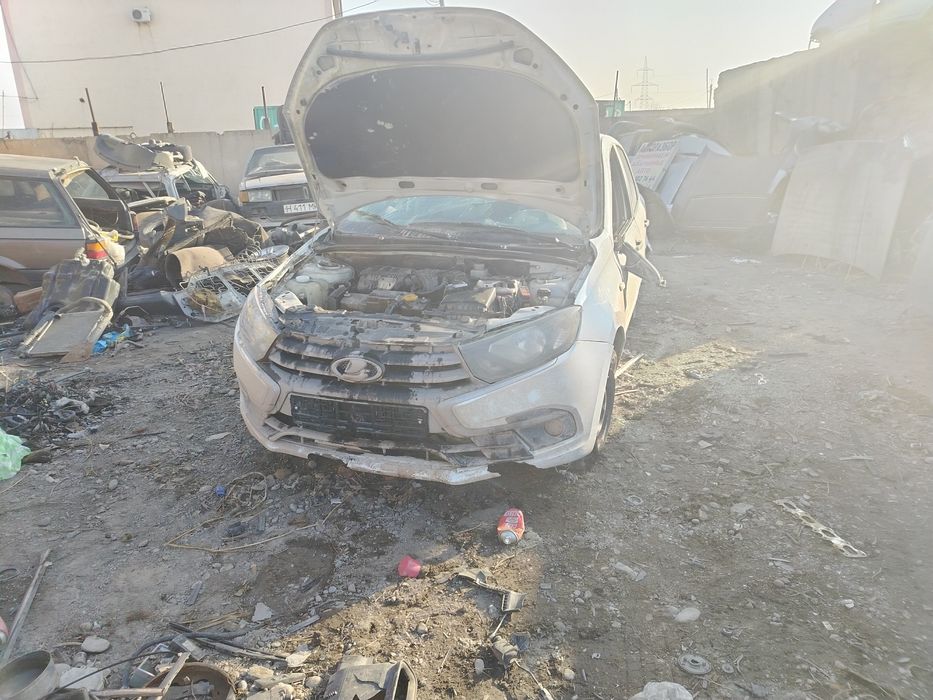 Лада гранта ФЛ по запчастям