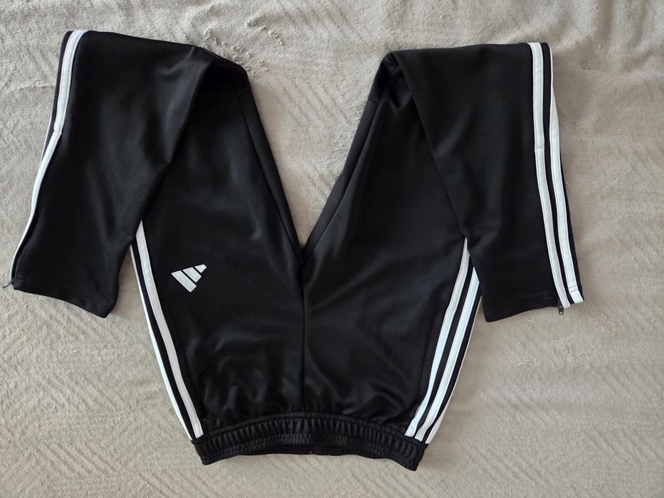Trening Adidas copii 11-12 ani 152 cm negociabil