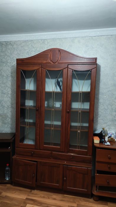 Продаётся Яккасарай Центр Кирпич Однушка 32 кв. М.