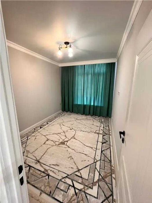 продается 3 комнатная квартира