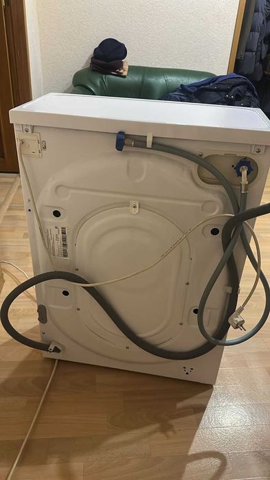 Стиральная машинка Indesit