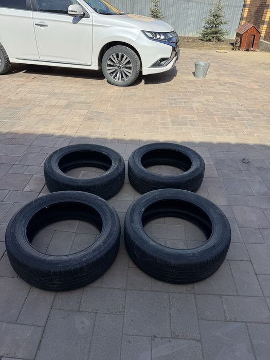 Продам бу шины 225/55/18
