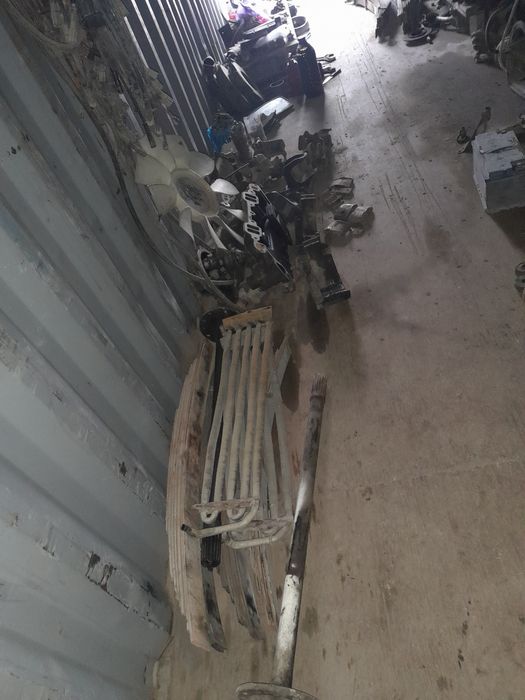 Зил запчастлар сотилади