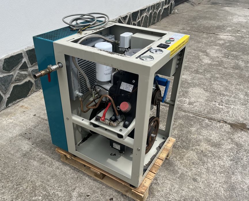 Винтов компресор Renner RS 7.5kw