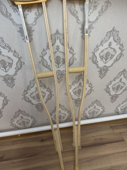 Продается Костыли