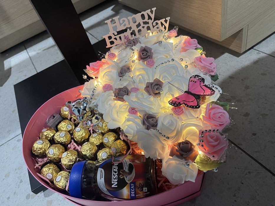 Ръчно направени подаръчни кутий.