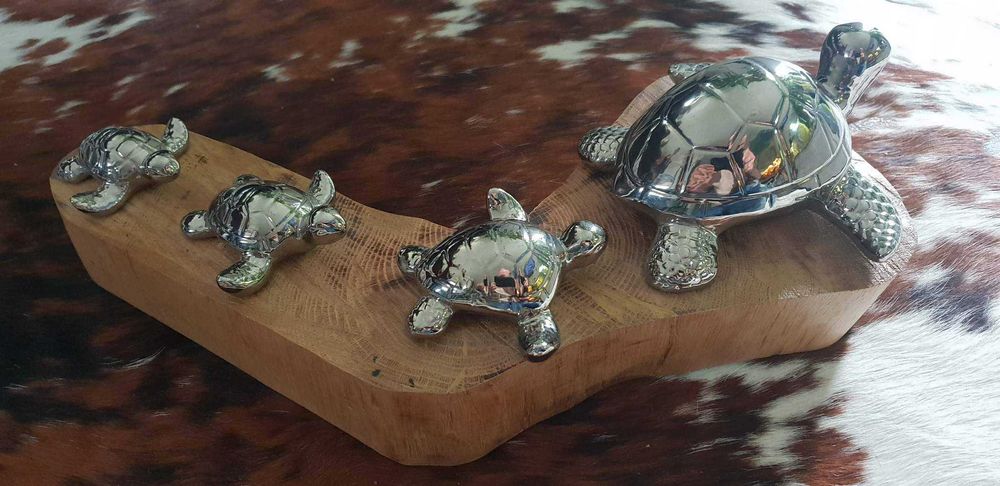 Decoratiune lemn Turtles / handmade