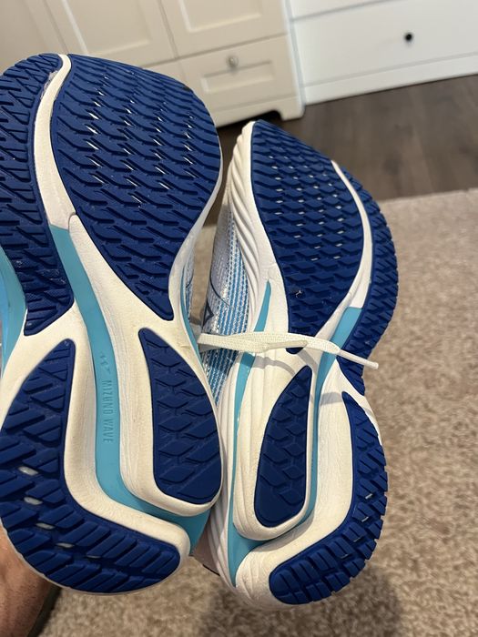 Mizuno Wave Rider 28-оригинални маратонки