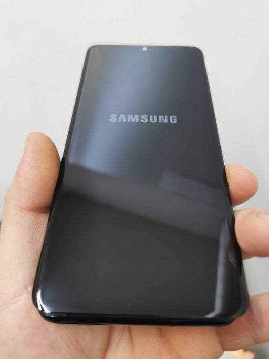 Дисплей за Samsung Galaxy S20 300лв.