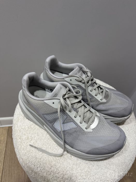 New Balance FuelCell Rebel v4