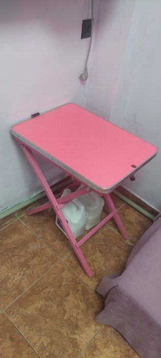 Продам стол для стрижки собак и кошек