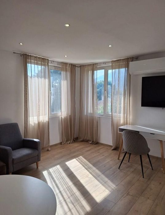 Дава се под наем Двустаен апартамент в София, Карпузица - 75 кв.м за 789.99 € - Снимка #1