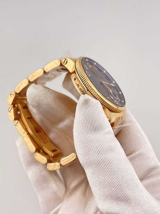 часы Ulysse Nardin Maxi Marine Gold