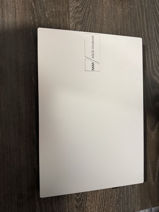 Продам ноутбку Asus