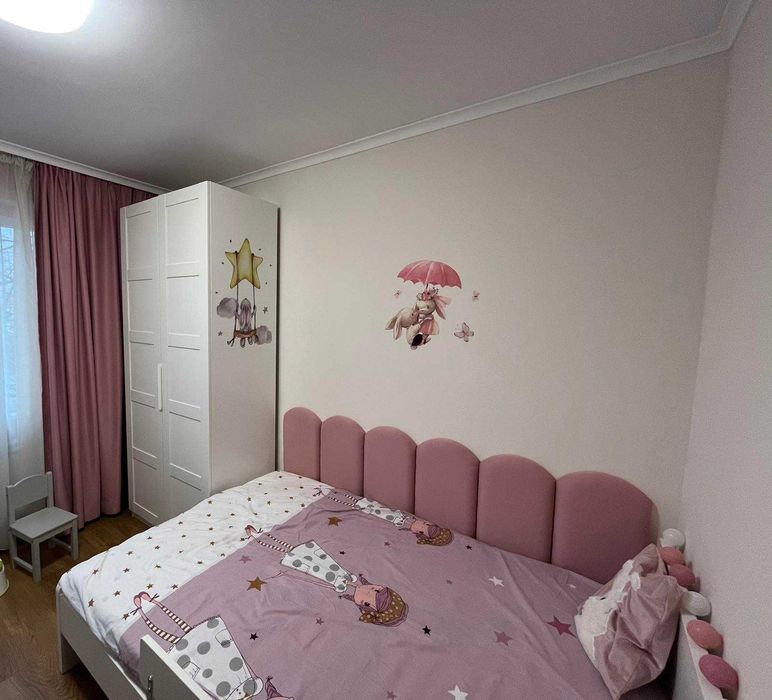 Меки стенни панели, тапицирани панели за детско легло, табла за легло