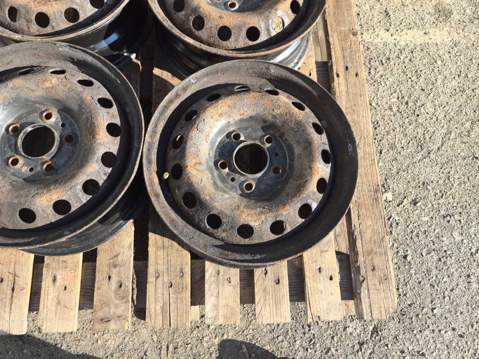 15 цола 5 х 114,3 мм Хюндай / КИЯ / Мазда / Митсубиши - 6 Инча / ЕТ 48