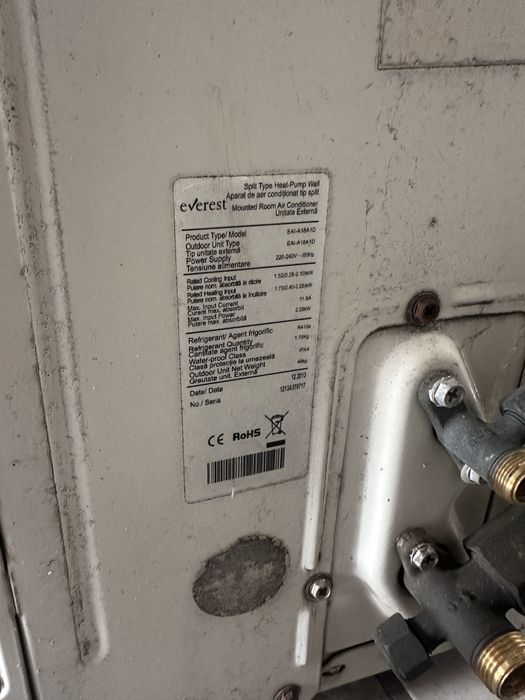 Vand aer conditionat  everest 24000btu