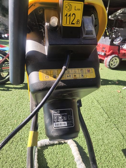 Tocator crengi 2400 w