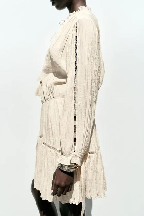Рокля Zara слонова кост