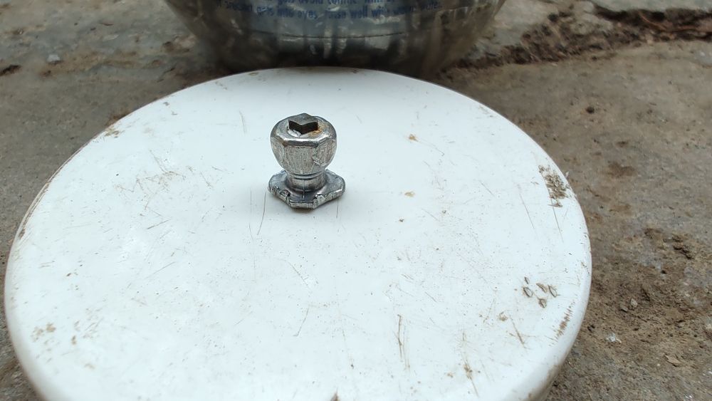 Шпайкове за  гуми  продава